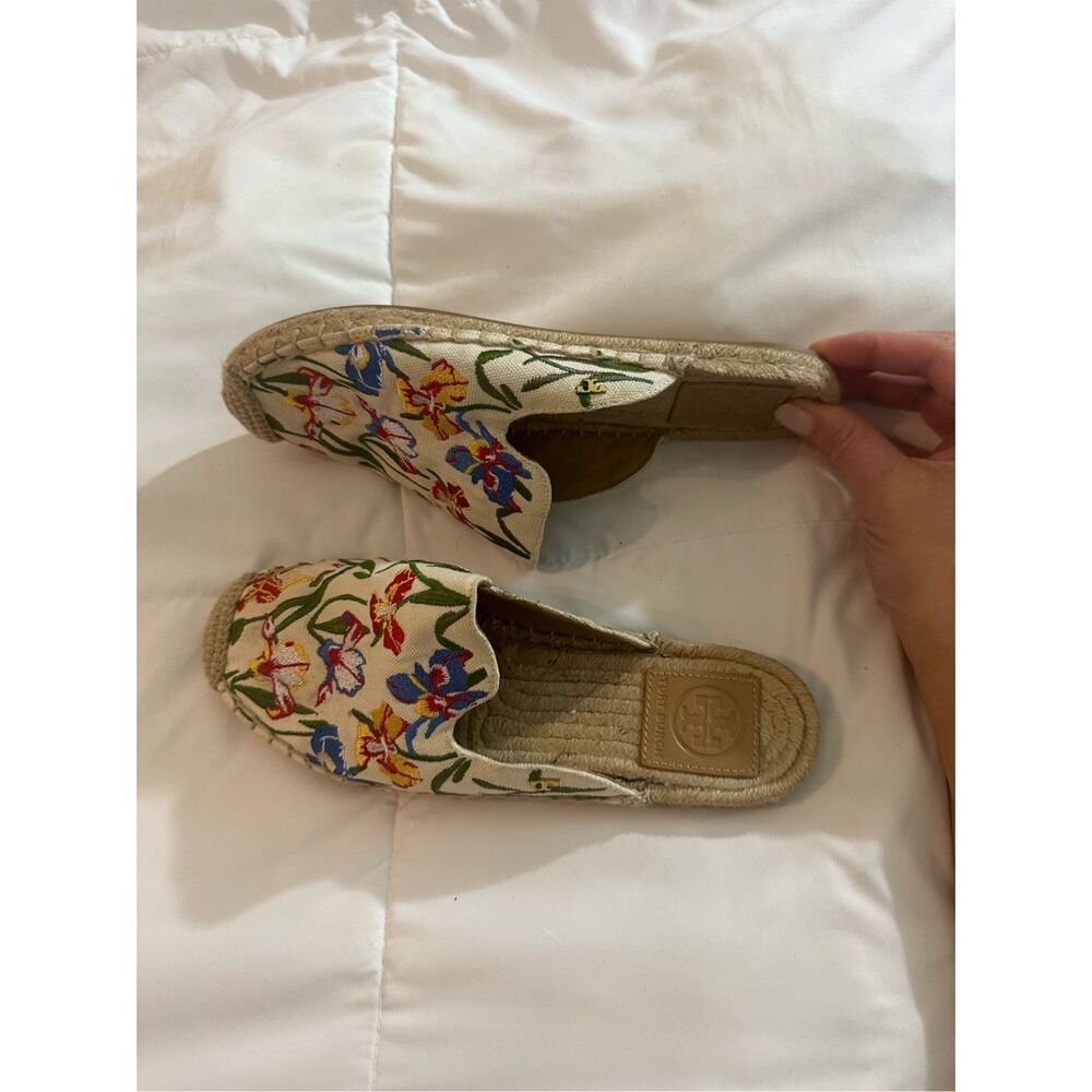 Tory Burch Women's Embroidered Floral Round Toe Mules Multicolor Size 6 - Picture 10 of 11